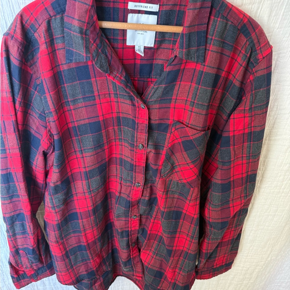 American Eagle Outfitters Red and Black Plaid Shirt